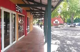 Bloempot Shopping Center